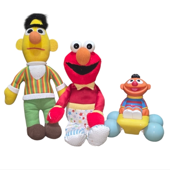 Sesame Street Other - Vintage Sesame Street Toys Bundle